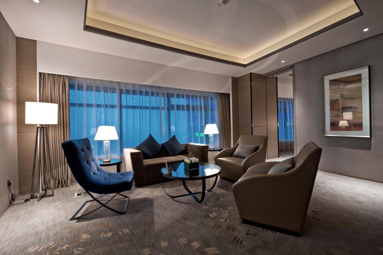 Pullman Shanghai Xuhui Exterior photo