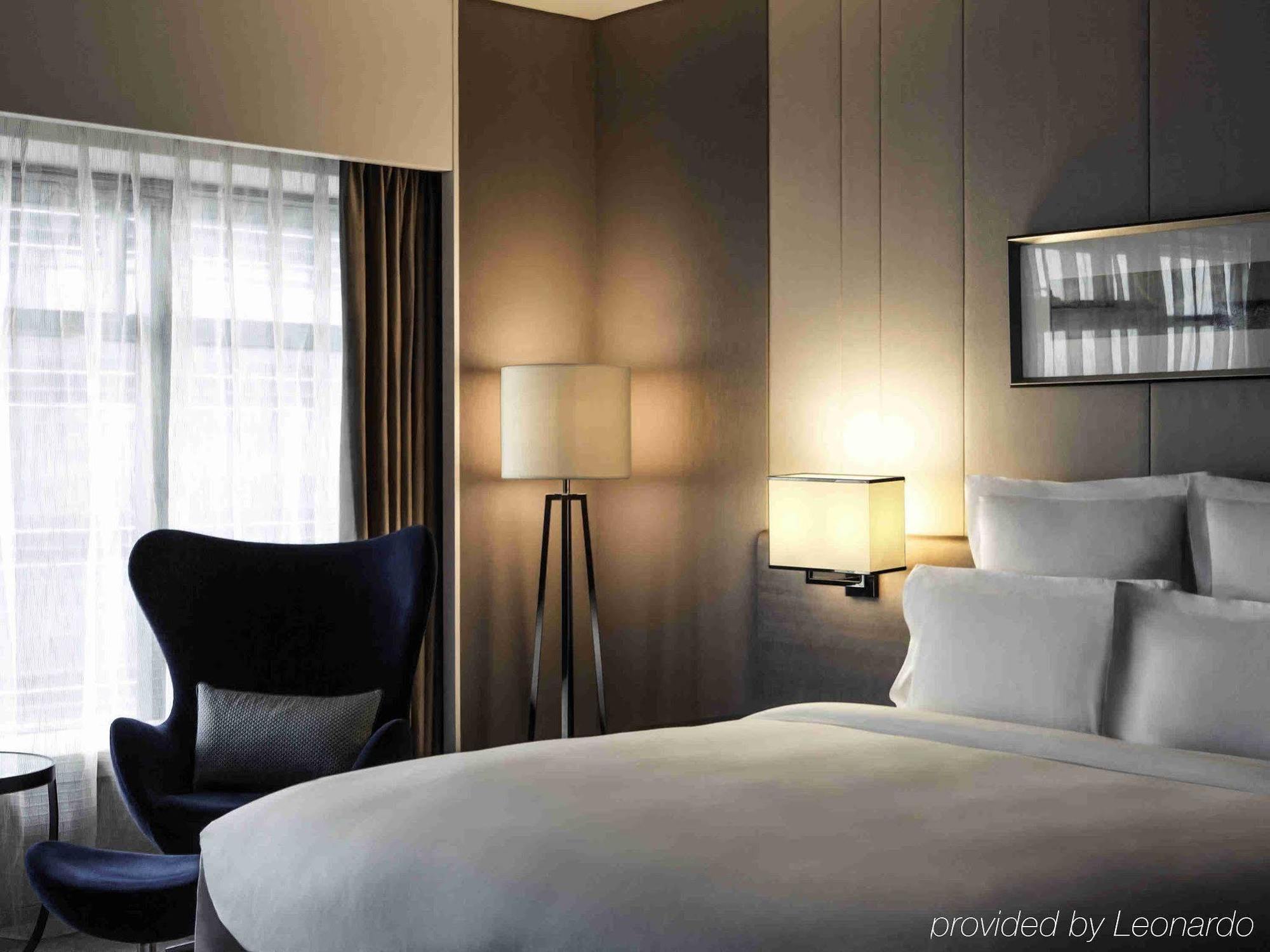 Pullman Shanghai Xuhui Exterior photo