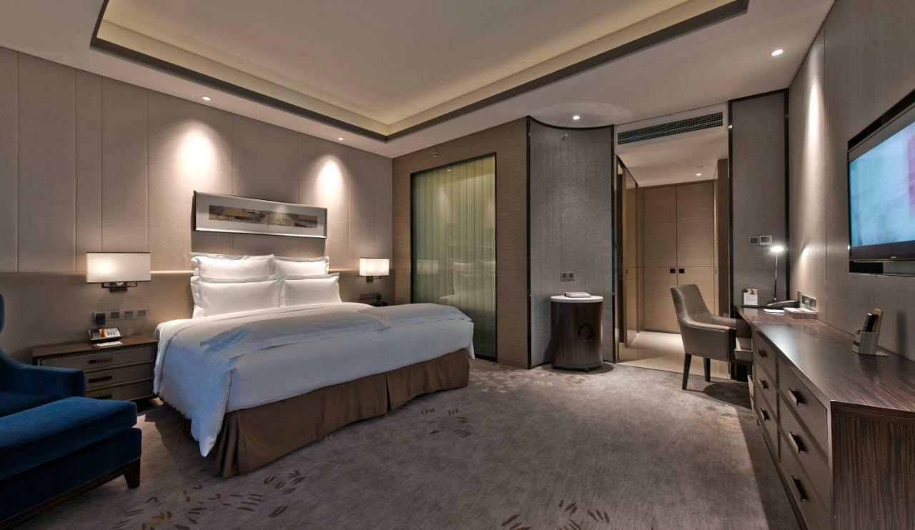 Pullman Shanghai Xuhui Exterior photo